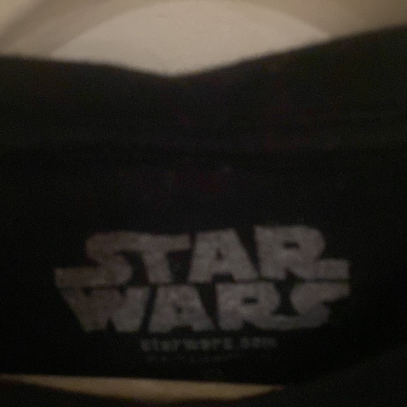 Boys Size Small Mandalorian short sleeve t-shirt - Picture 2 of 3